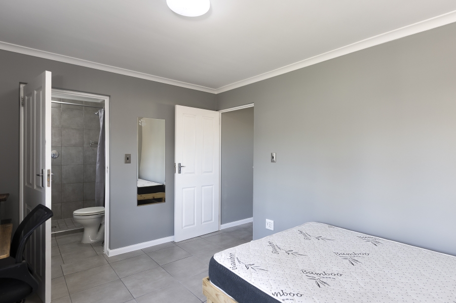 5 Bedroom Property for Sale in Strand Central Western Cape